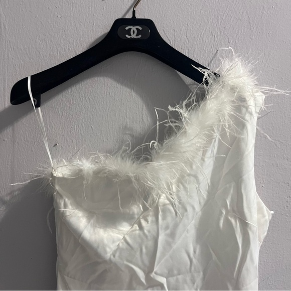 Altar’d State White One Shoulder Feather Trim Mini Dress M - Picture 6 of 10